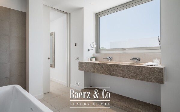 photo 7 Villas - El Paraiso - Benahavis - Ref: 8018