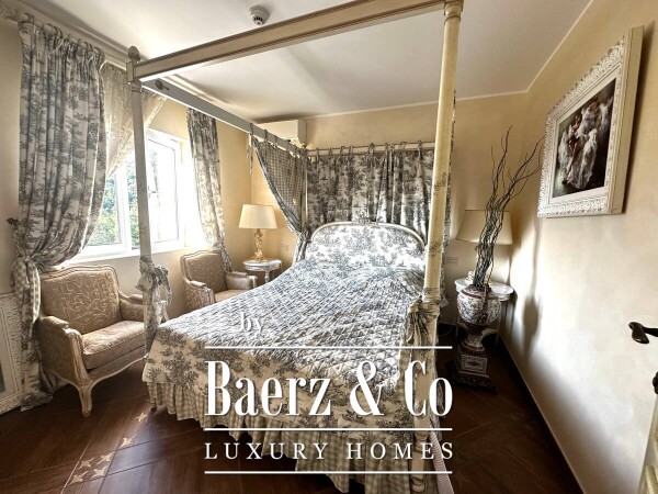 photo 19 Elegant Villas on Superb location in Sveti Stefan