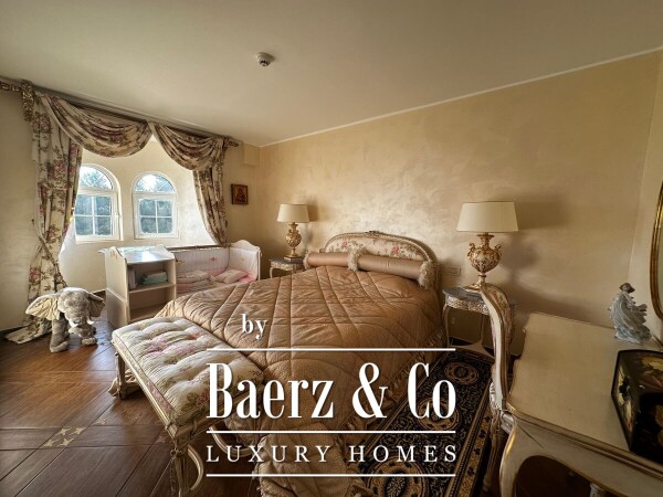 photo 21 Elegant Villas on Superb location in Sveti Stefan