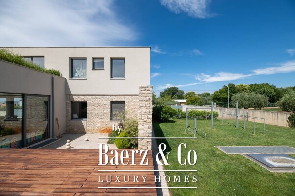 photo 81 Croatia, Istria, Umag: Stunning Villa with pool surrounded by olive groves