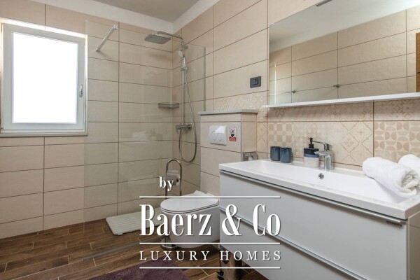 photo 11 Barban, two beautiful houses, with a large pool on a spacious plot of land