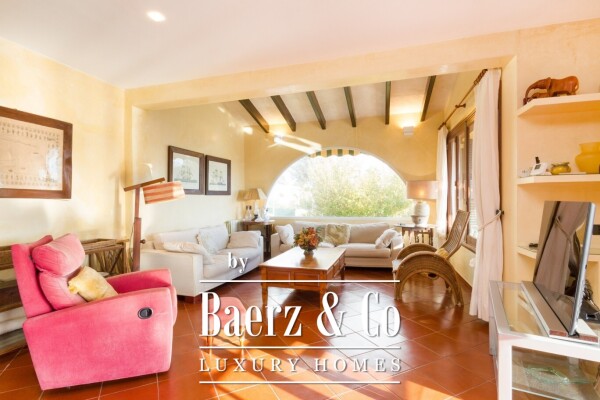 photo 10 LOVELY VILLA WITH SEA VIEWS IN CALAN BRUT