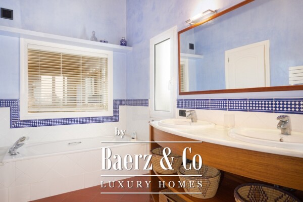 photo 21 LOVELY VILLA WITH SEA VIEWS IN CALAN BRUT