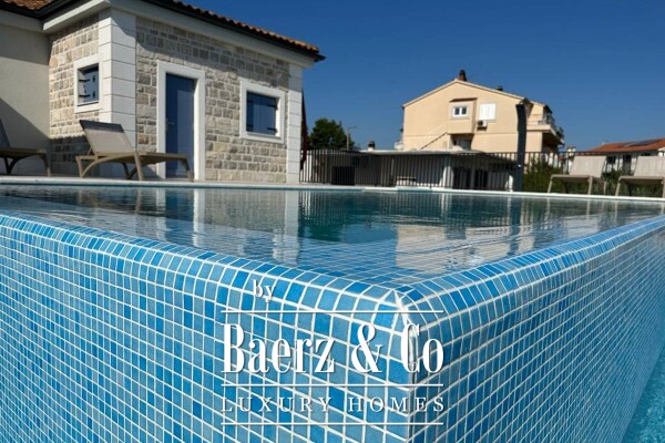photo 3 Hvar, Jelsa, beautiful house with swimming pool in a great location