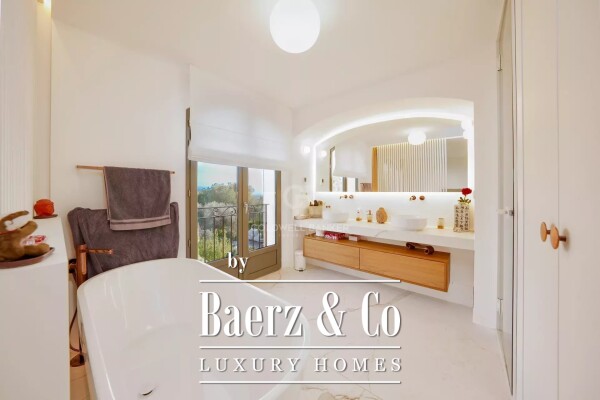 photo 10 Gorgeous villa with panoramic Sea view and old village