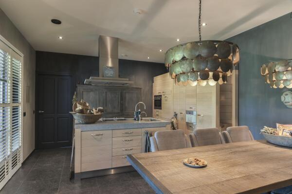 photo 12 Hout 9