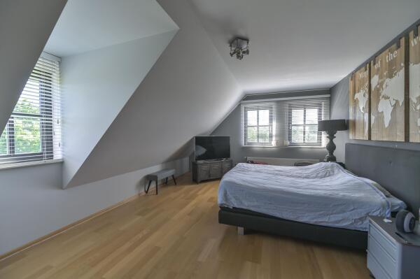 photo 26 Hout 9