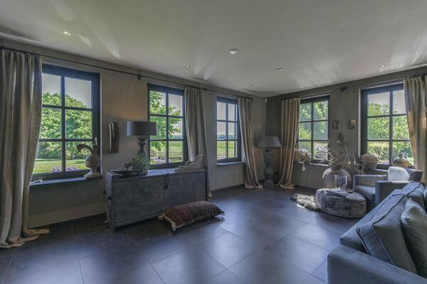 photo 9 Hout 9