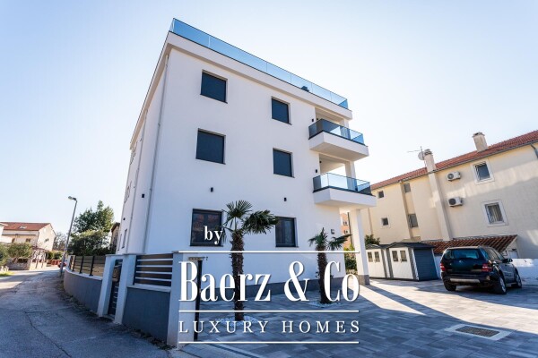 photo 2 Vodice, Srima, beautiful house 50 meters from the sea