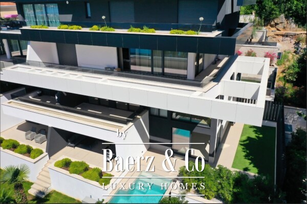 photo 2 OPATIJA, LUXURIOUS APARTMENT WITH GARDEN, SWIMMING POOL AND SEA VIEW IN TOP NEW BUILDING