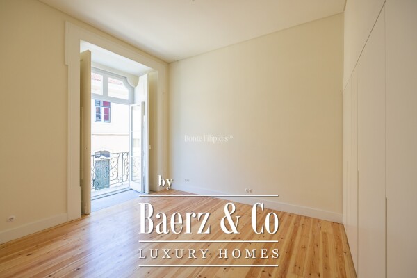 photo 32 Beautiful luxury home in Estrela