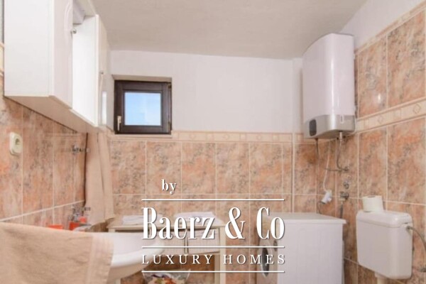 photo 15 Okrug Gornji, Beautiful house, second row to the sea