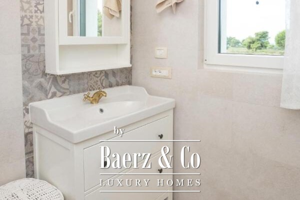 photo 9 Rogoznica, two beautiful houses in an enchanting environment, 20 meters from the sea