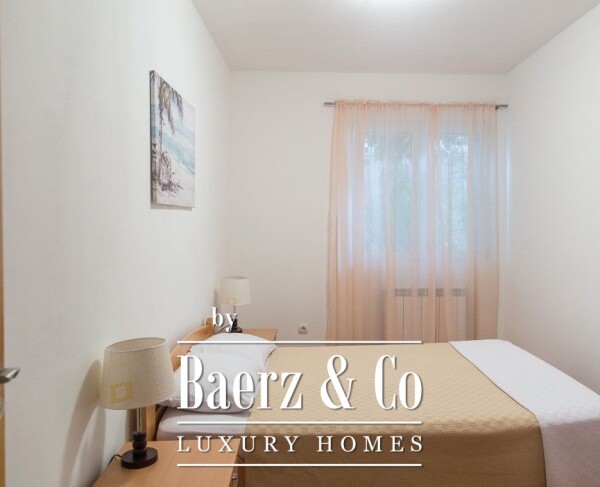 photo 11 Two Bedroom Apartment in Sveti Stefan on the Beach