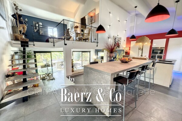 photo 4 Contemporary villa with views of the vineyards and pool