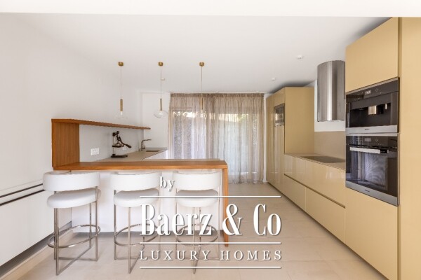 photo 13 Luxury Villa in Tivat Municipality next to the Sea