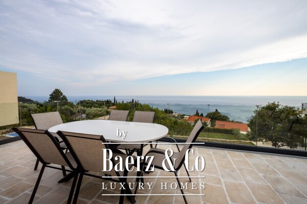 photo 8 Luxury Villa with Seaview in Budva