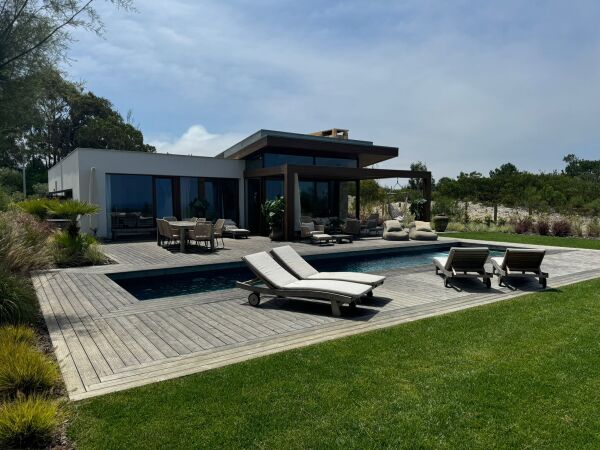 photo 3 West Cliff Villa 28 ong