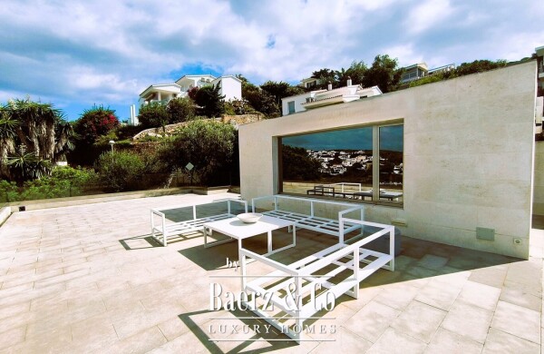 photo 5 EXQUISITE LUXURY VILLA WITH PANORAMIC VIEWS IN THE BAY OF MAHÓN, MENORCA