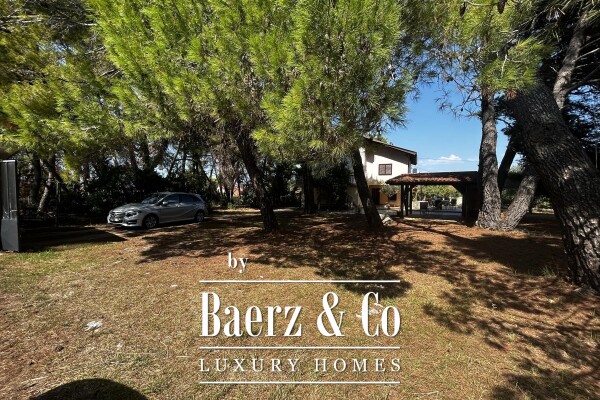 photo 10 Ugljan, beautiful house on an impressive 1405 m2, 100 m from the beach