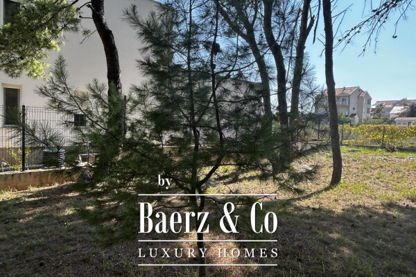 photo 16 Ugljan, beautiful house on an impressive 1405 m2, 100 m from the beach