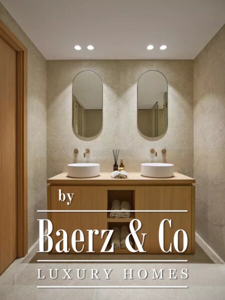 photo 8 Palm Beach - Seafront - Top Floor - 4 Rooms