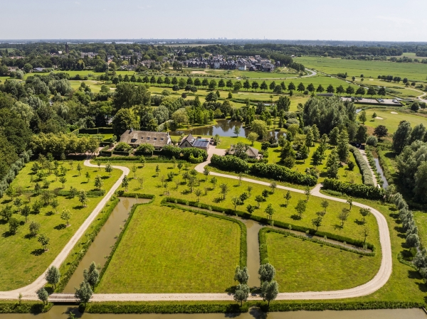 photo 3 De Zonneroos – luxe, privacy en eindeloos genieten.