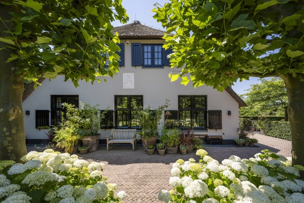 photo 8 De Zonneroos – luxe, privacy en eindeloos genieten.