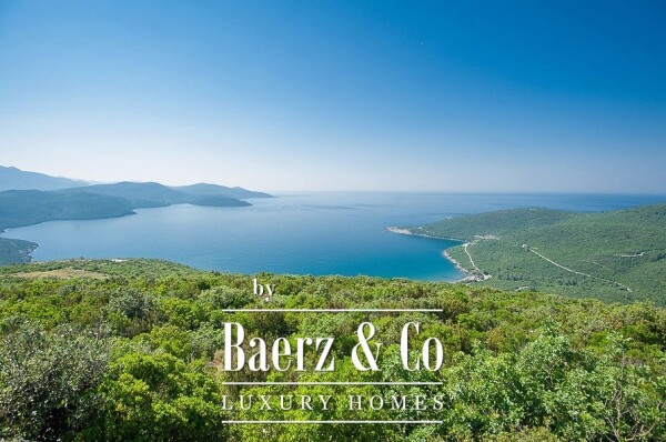 photo 4 Golf Villa with Panoramic Seaview on the Coast of Montenegro