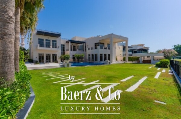 photo 1 Exclusive 8-Bedroom Luxury Villa in Emirates Hills, Dubai
