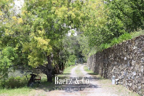 photo 117 Villa for sale 166 m²