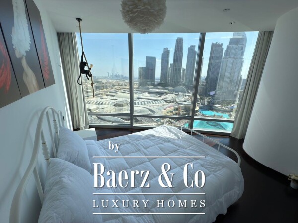 photo 5 Luxurious 2 Bedroom Burj Khalifa Apartment with Full Fountain View