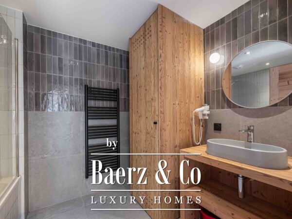 photo 7 TWO-BEDROOM APARTMENT - DOUBLE EXPOSURE