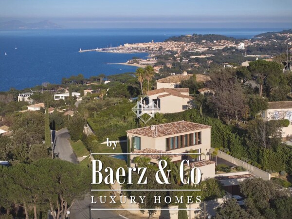 photo 2 Property with panoramic sea view