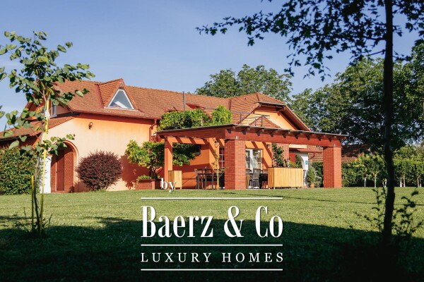 photo 5 Vinkovci, Marinci, Exclusive villa with swimming pool, GFA 558.64 m2, on a plot of land of 7270 m2