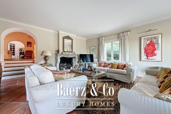 photo 4 beautiful property with 5 bedrooms, swimming pool and poolho