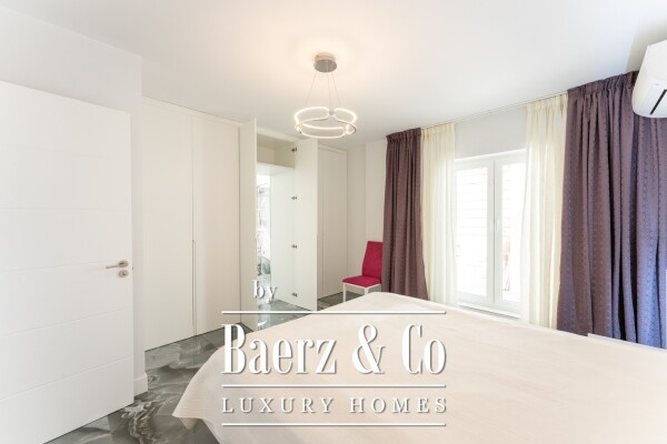 photo 12 Elegant bungalow in prestigious area.