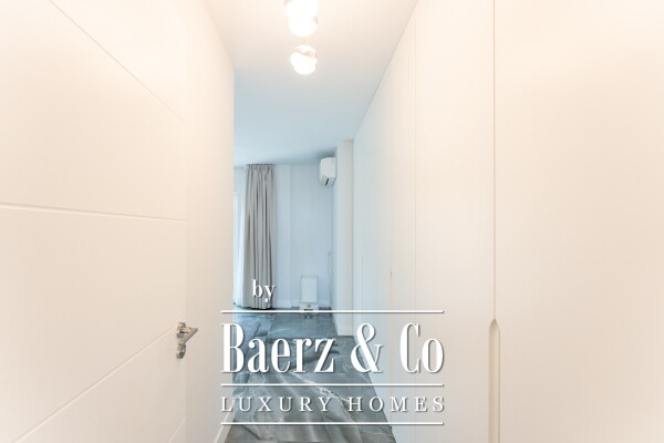 photo 18 Elegant bungalow in prestigious area.