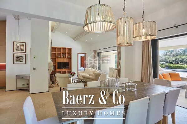 photo 4 Property in a waterfront area