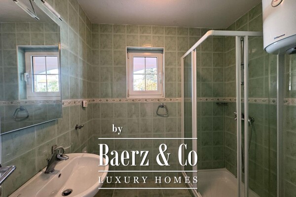 photo 21 Fažana, Valbandon, luxurious villa with three residential units, NKP 360 m2