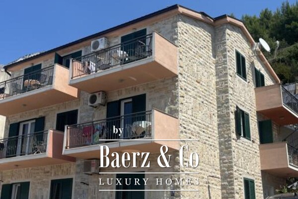 photo 7 Omiš, Nemira, stone apartment house with sea view