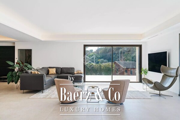 photo 10 Valbonne superb contemporary villa