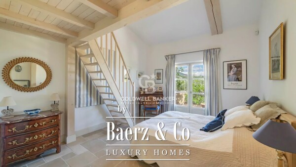 photo 9 Gorgeous property at the foot of the village