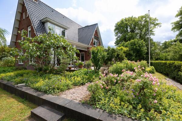 photo 32 Oostsingel 183