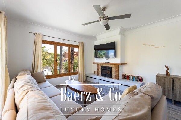 photo 17 Exclusive Villa with Vacation License in Arenal area, Palma