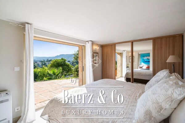 photo 14 Charming Provençal villa with pool and tennis court