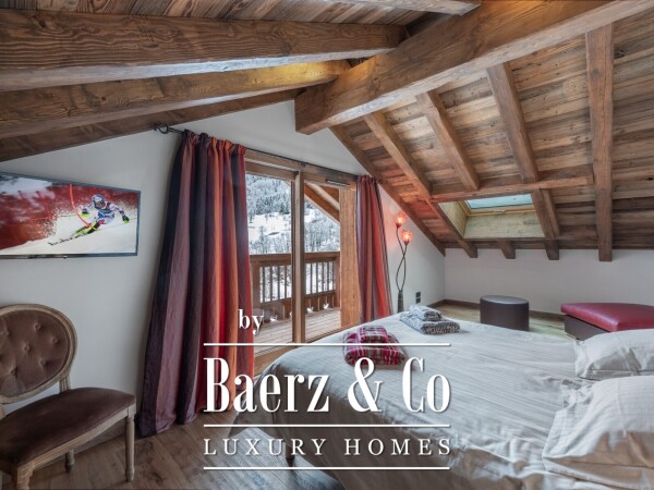 photo 4 4 bedrooms chalet with a view of La Saulire, nearly ski slopes