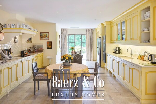 photo 7 Saint-Tropez, property in a very prestigious district