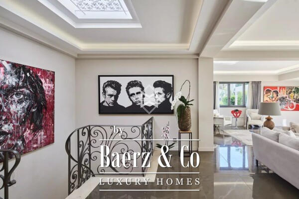 photo 8 Cannes Croisette - Rare Villa on the Croisette