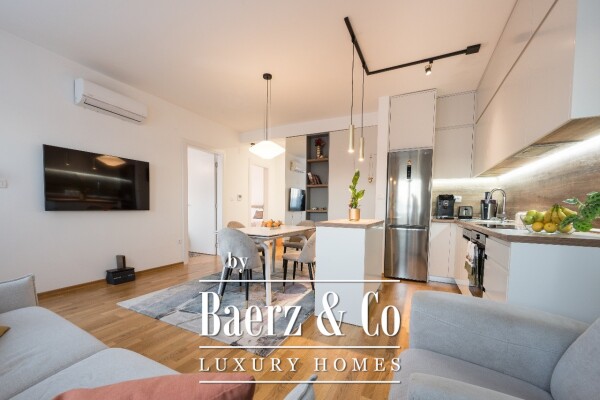 photo 11 Apartment in Tivat Center with a Garage